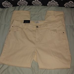 Kensie crop jeans NEW